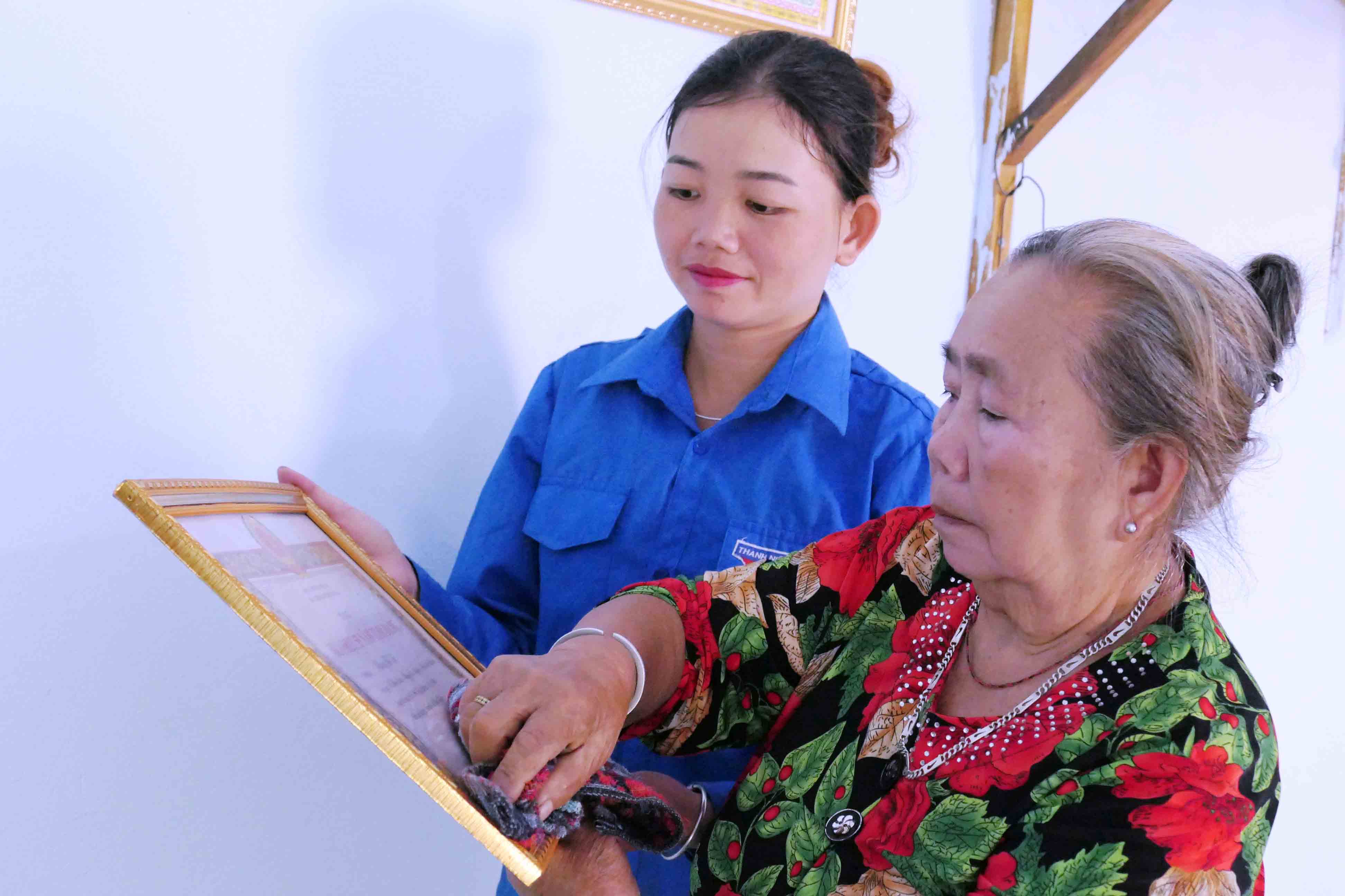 Tấm lòng son