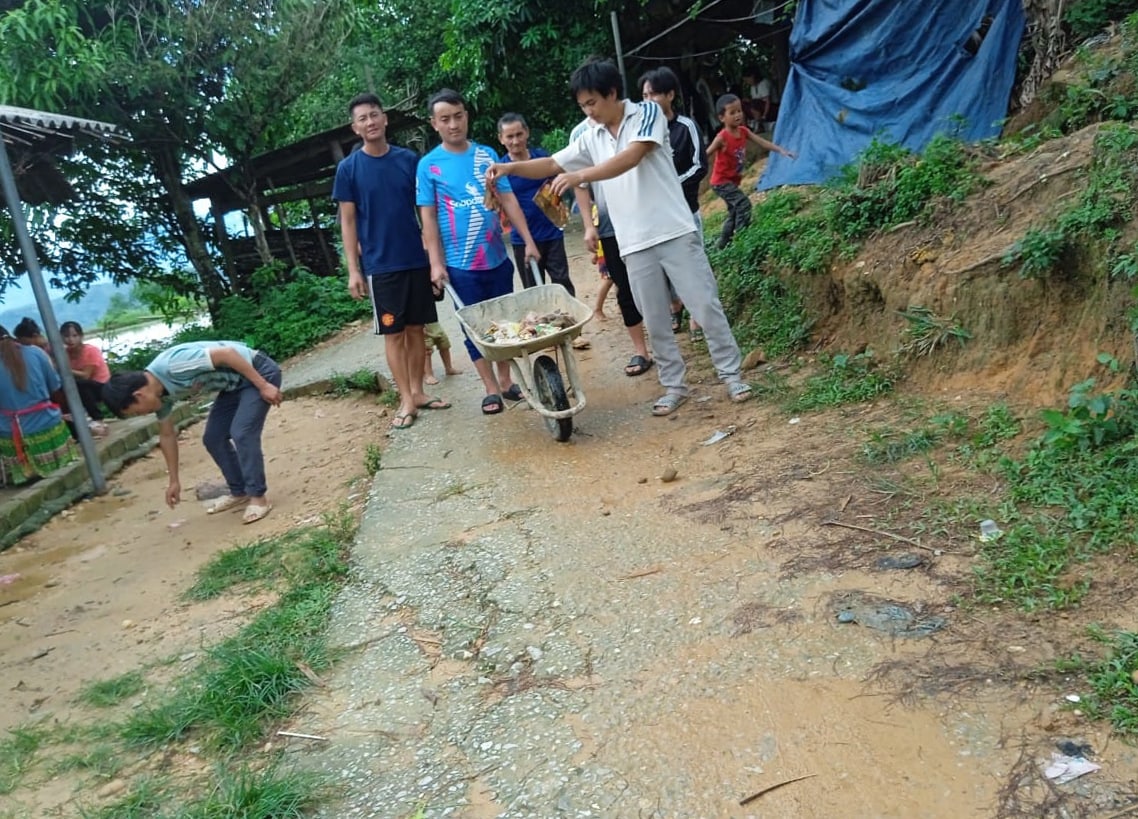 Sìn Hồ chung tay chống rác thải nhựa