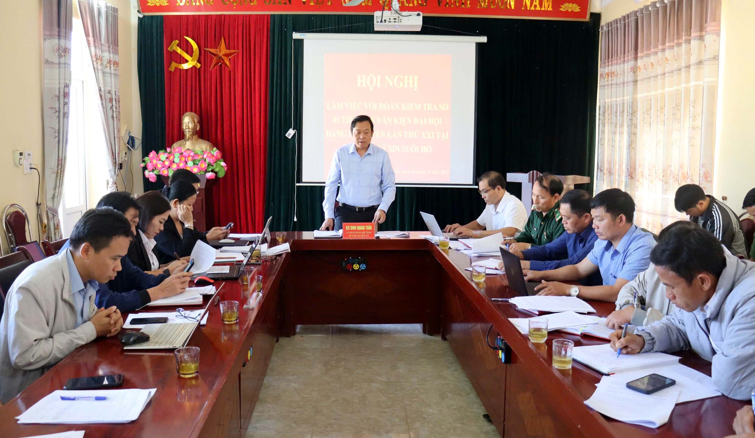 Kiểm tra công tác chuẩn bị tổ chức Đại hội Đảng bộ các cấp nhiệm kỳ 2025-2030 tại xã Sin Suối Hồ và thị trấn Phong Thổ