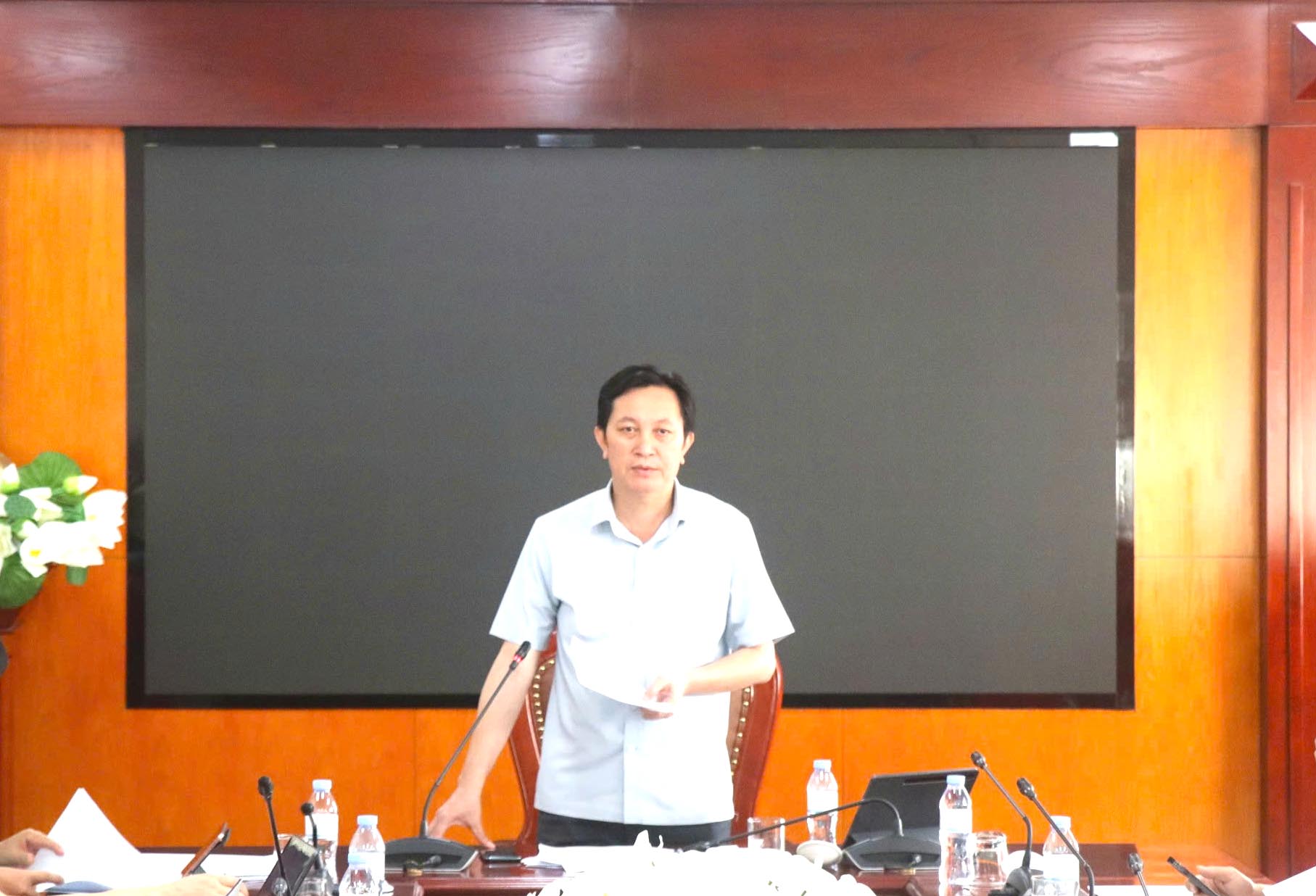 Thẩm tra các nội dung trình Kỳ họp thứ hai mươi tư HĐND tỉnh khóa XV, nhiệm kỳ 2021 – 2026