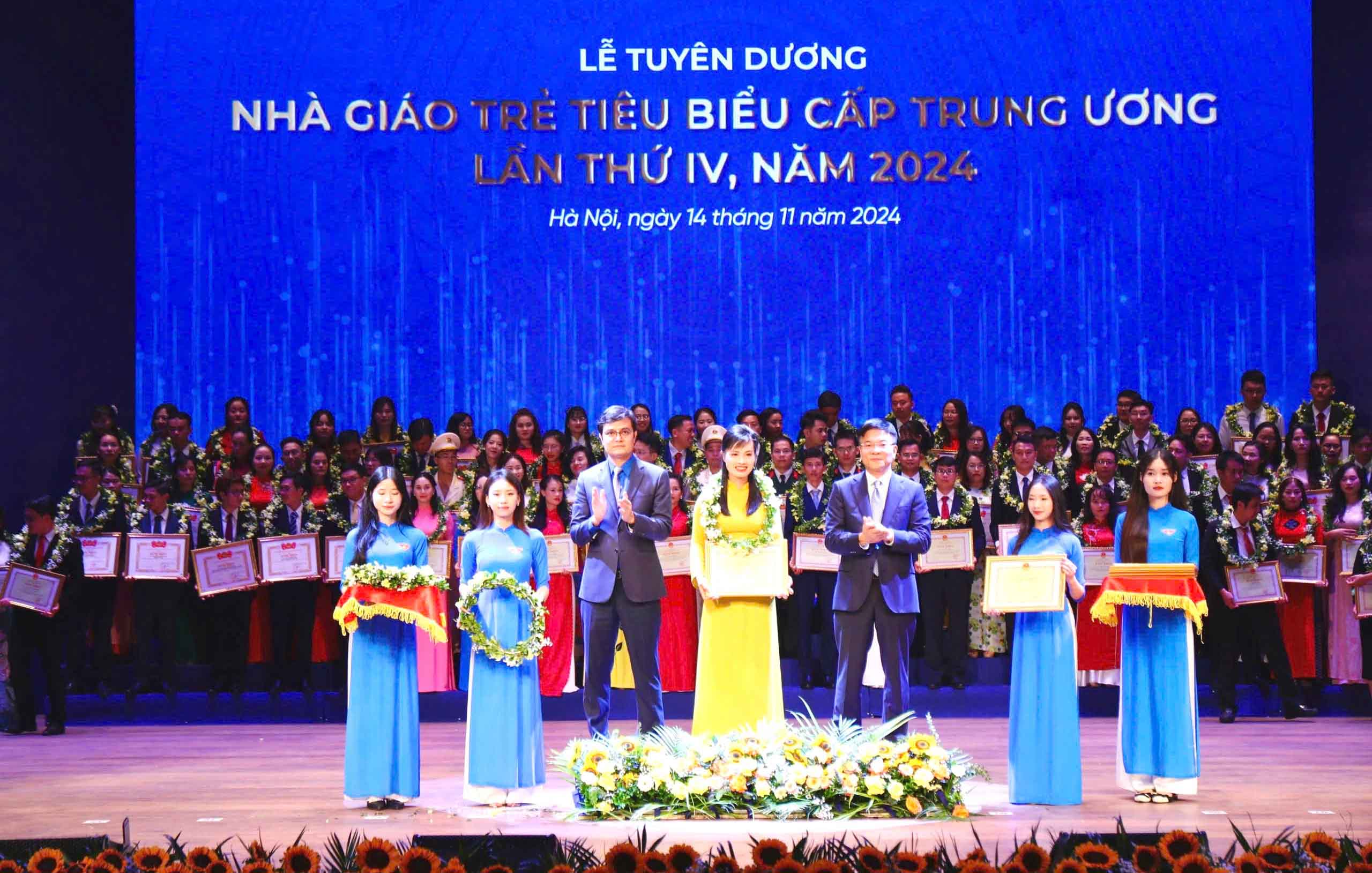 Nhà giáo trẻ tiêu biểu toàn quốc ở Tân Uyên