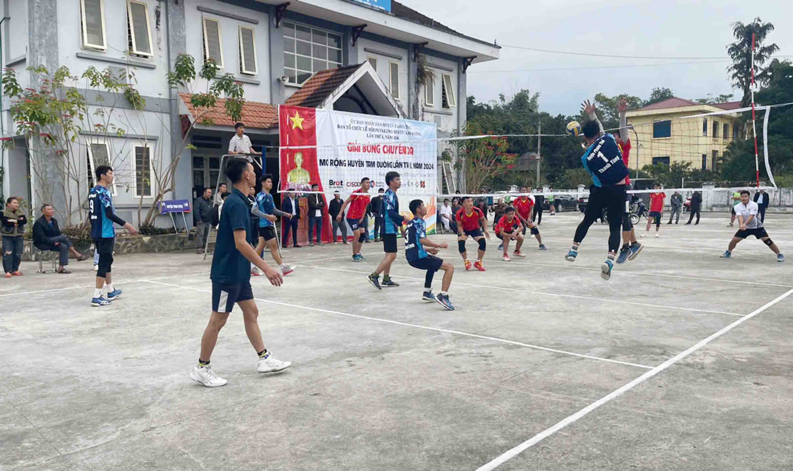 Khai mạc Giải bóng chuyền da mở rộng huyện Tam Đường lần thứ I, năm 2024